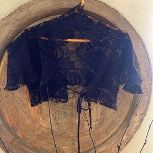 Bolero Lace shrug (final markdown)